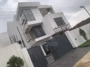 5bdrm House in Adjirigano, East Legon for sale