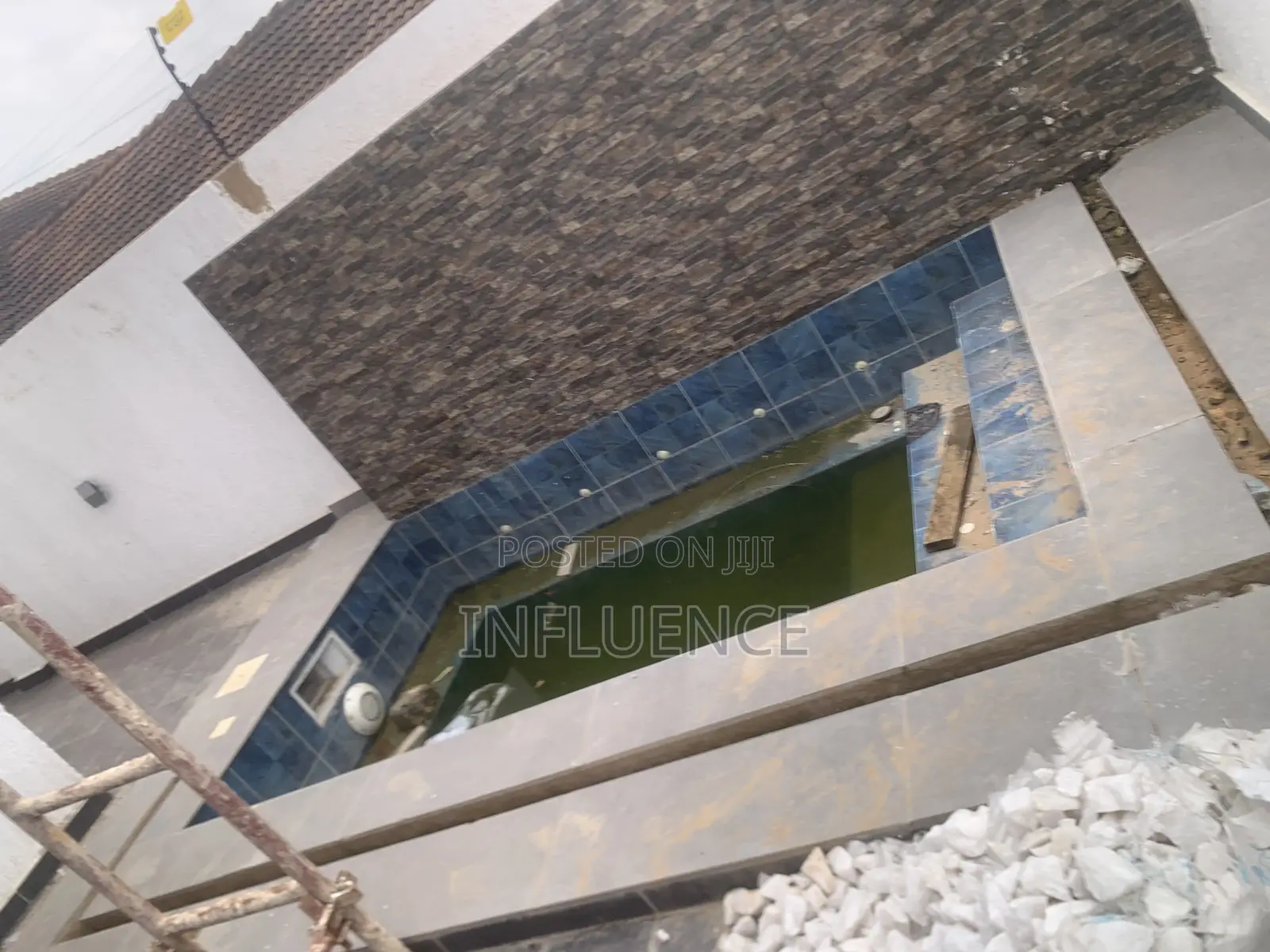 5bdrm House in Adjirigano, East Legon for sale