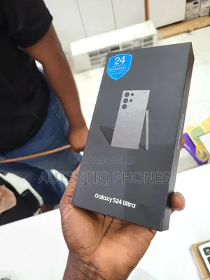 New Samsung Galaxy S24 Ultra 256 GB Black
