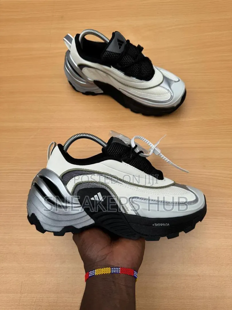 Adidas Wonder Runner Turbo