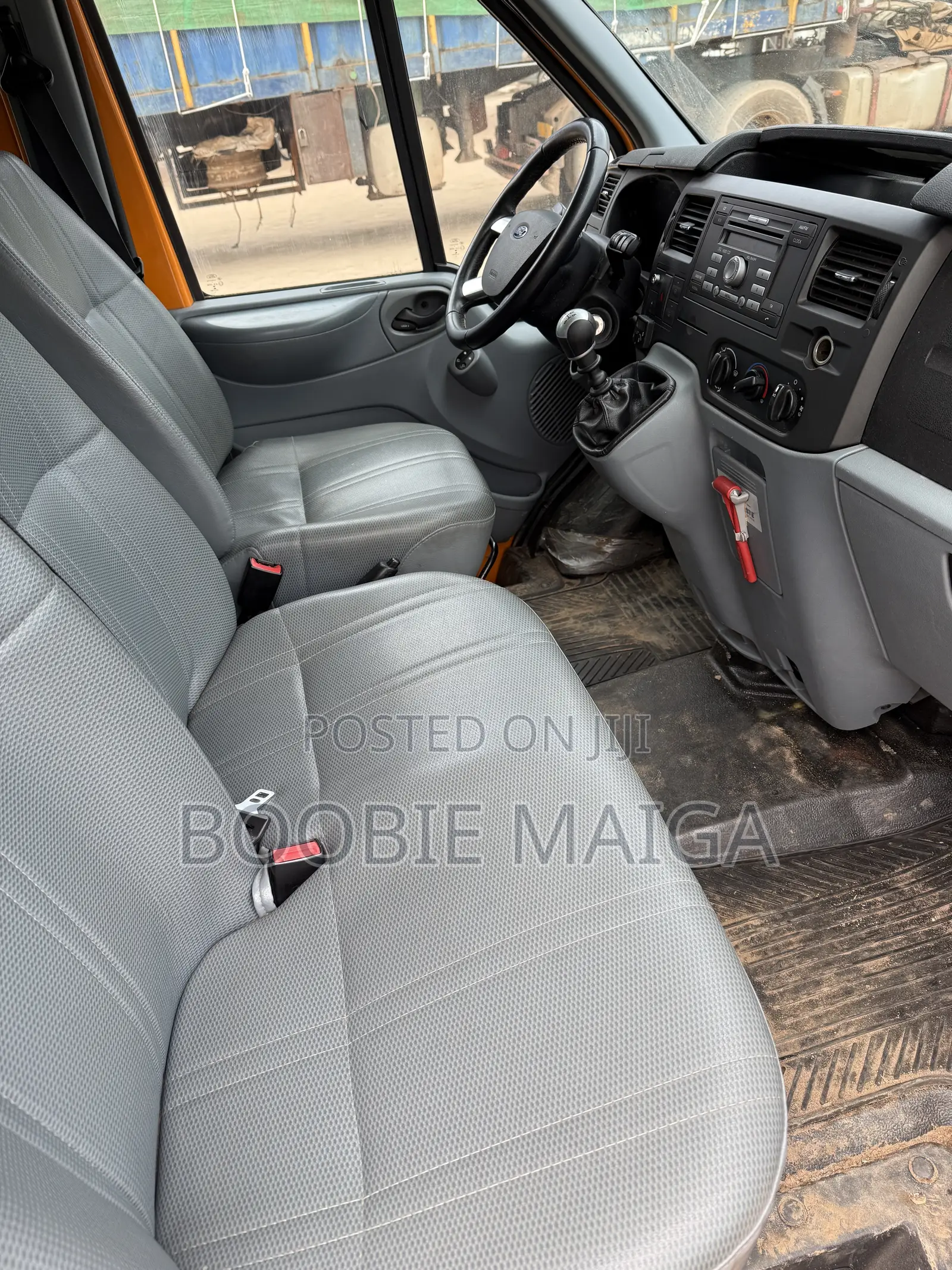 Ford Transit 2014 Orange