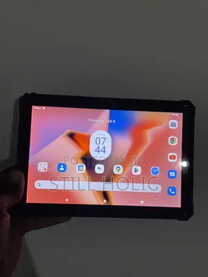 New Tablet 32 GB Black