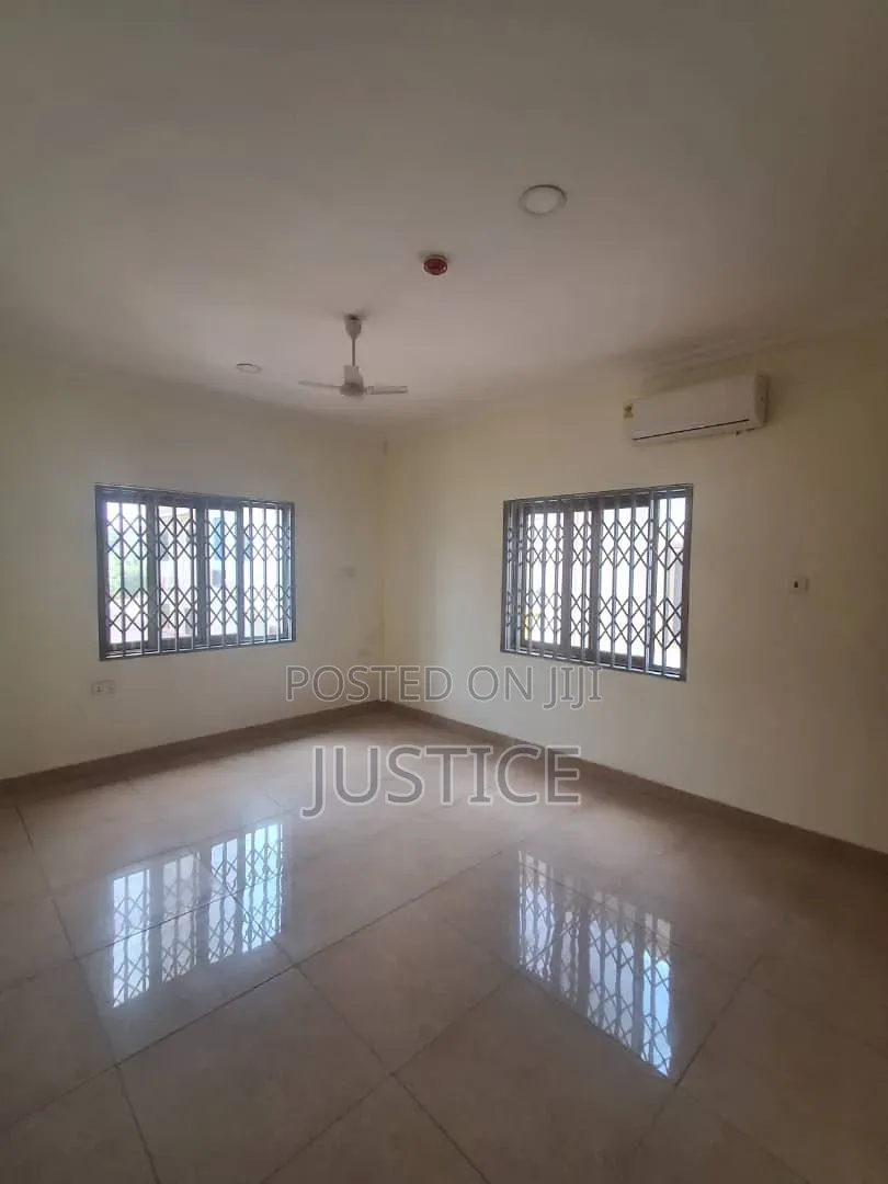 3bdrm House in West Legon, Police Station for rent
