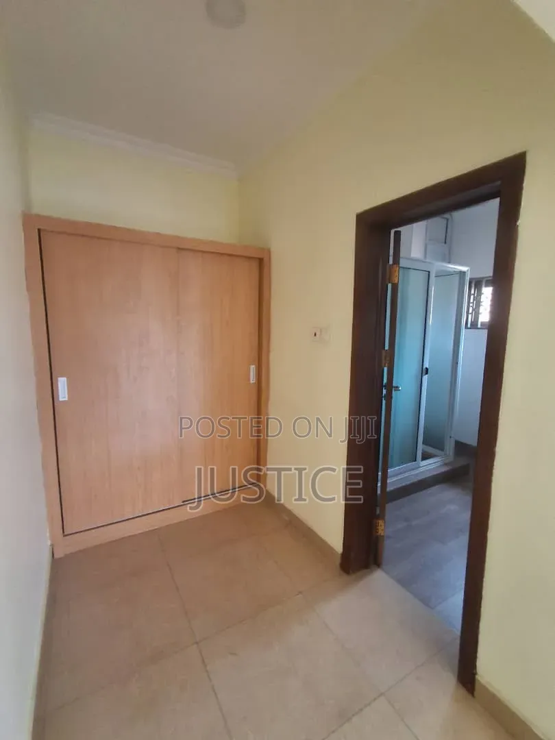 3bdrm House in West Legon, Police Station for rent