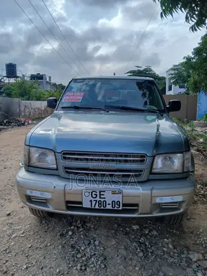Isuzu Trooper 2002 Green