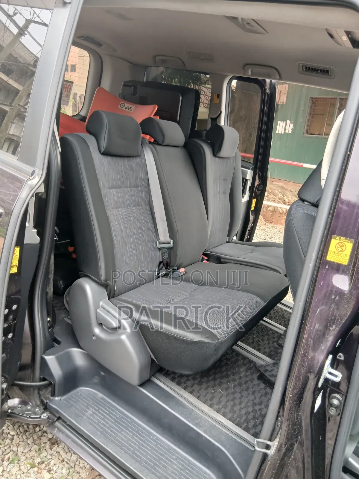 Toyota Voxy 2013 Black