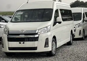 Toyota HiAce 2021 White
