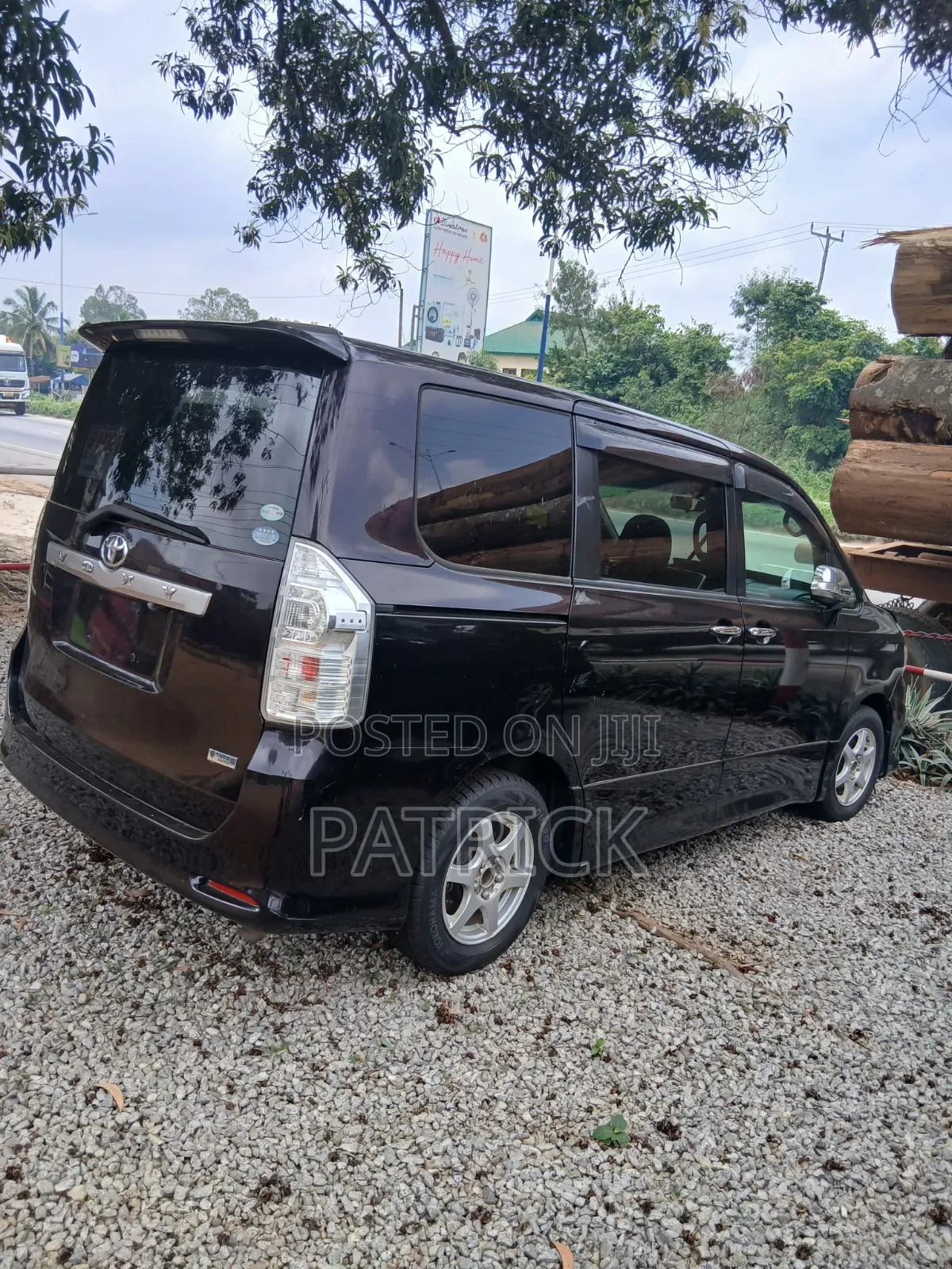Toyota Voxy 2011 Matt Black