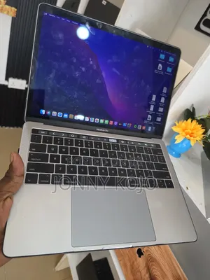 Laptop Apple MacBook Pro 2016 8GB Intel Core i5 SSD 512GB