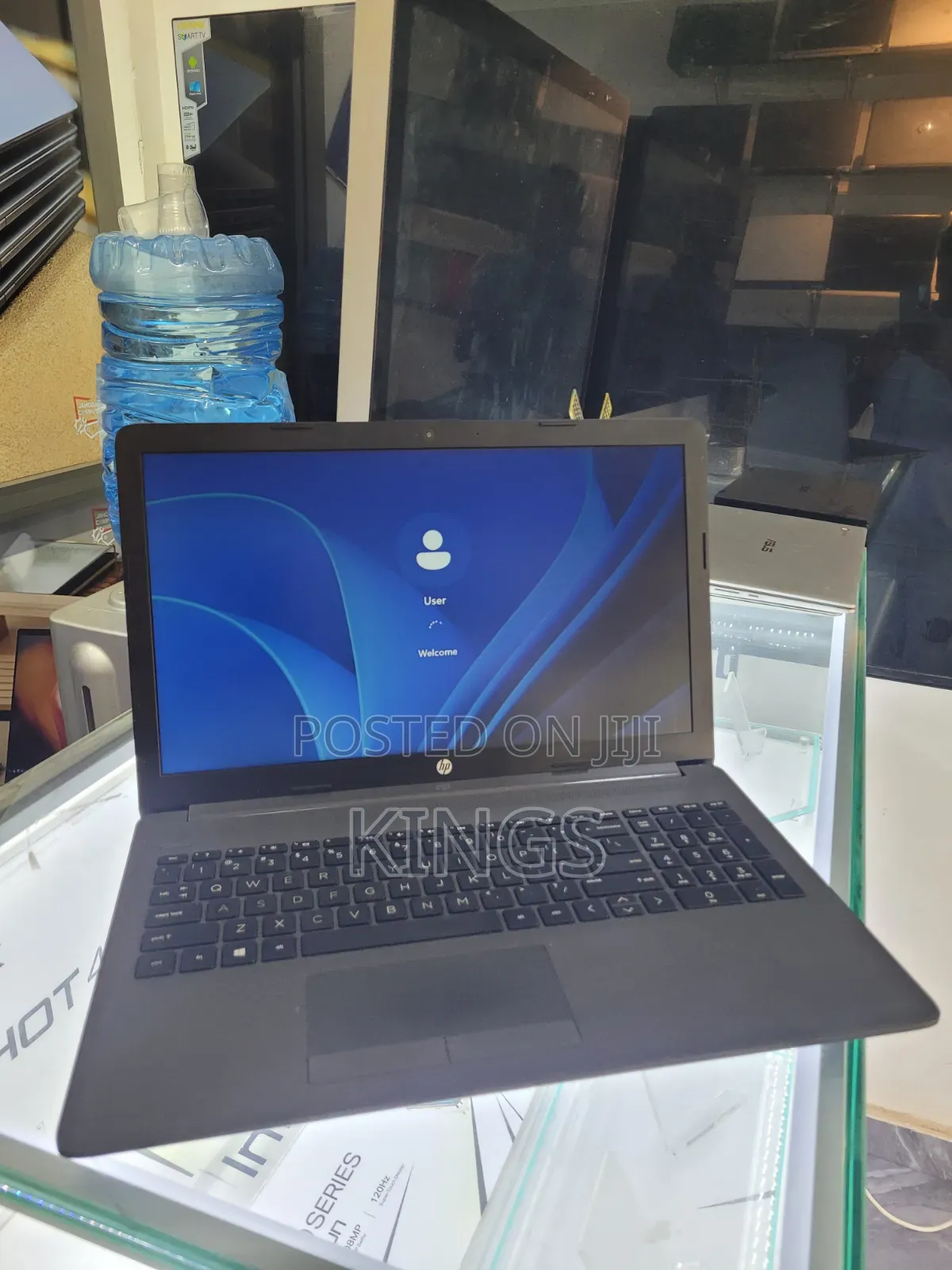 Laptop HP 15-dy1031wm 8GB Intel Core i7 SSD 256GB