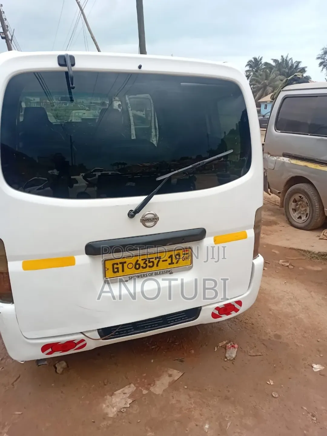 Nissan Caravan (Urvan) 2006 White
