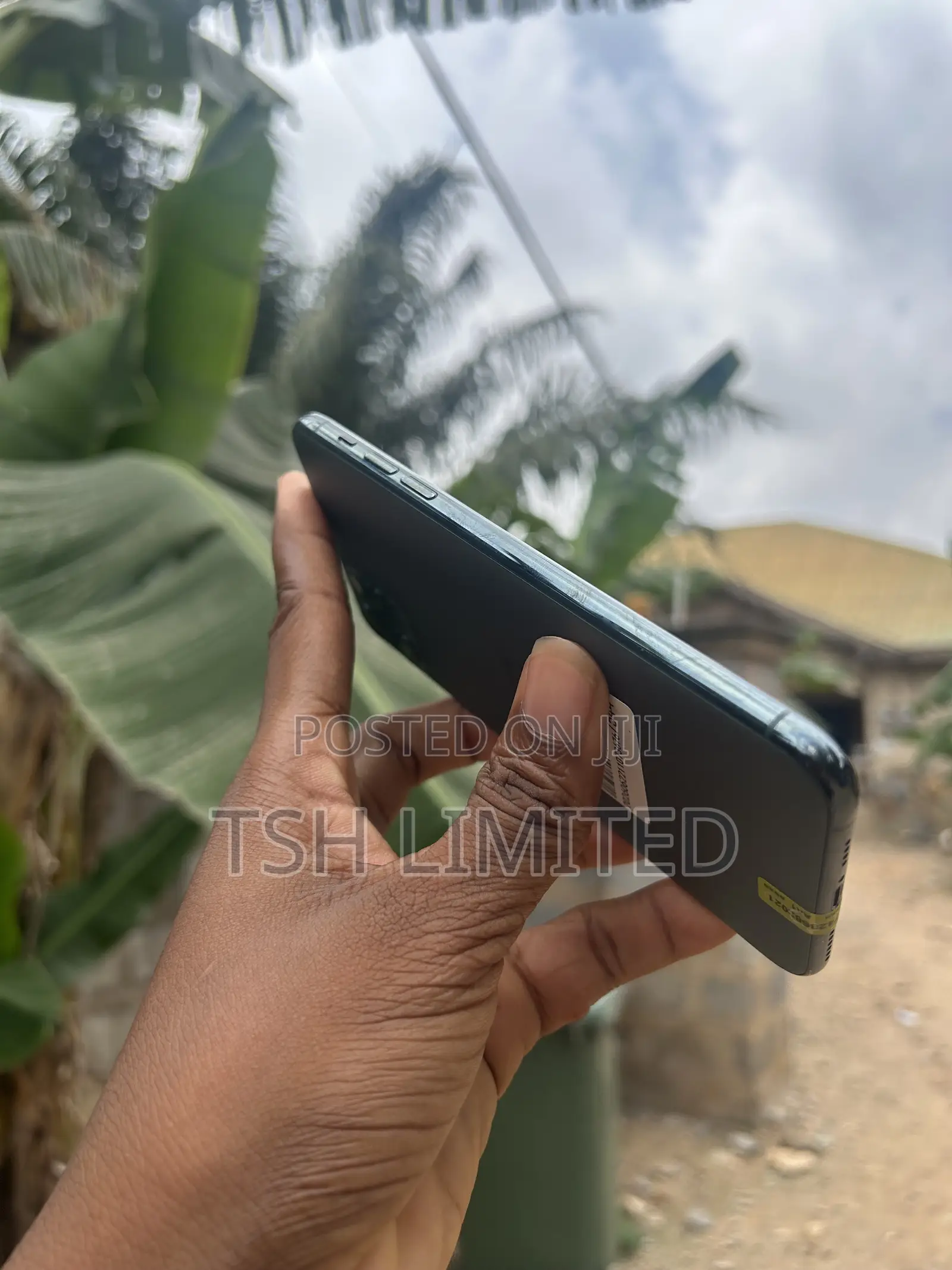 Apple iPhone 11 Pro Max 64 GB Green