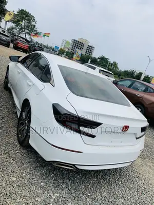Honda Accord Sport 2.0T 2018 White