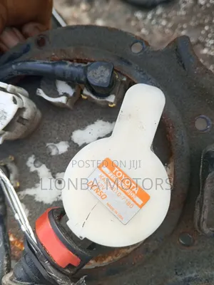 2013 Toyota Camry Hybrid Fuel Tank