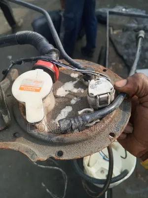 2013 Toyota Camry Hybrid Fuel Tank