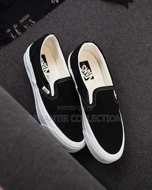 The Vans Premium Slip on Black/White
