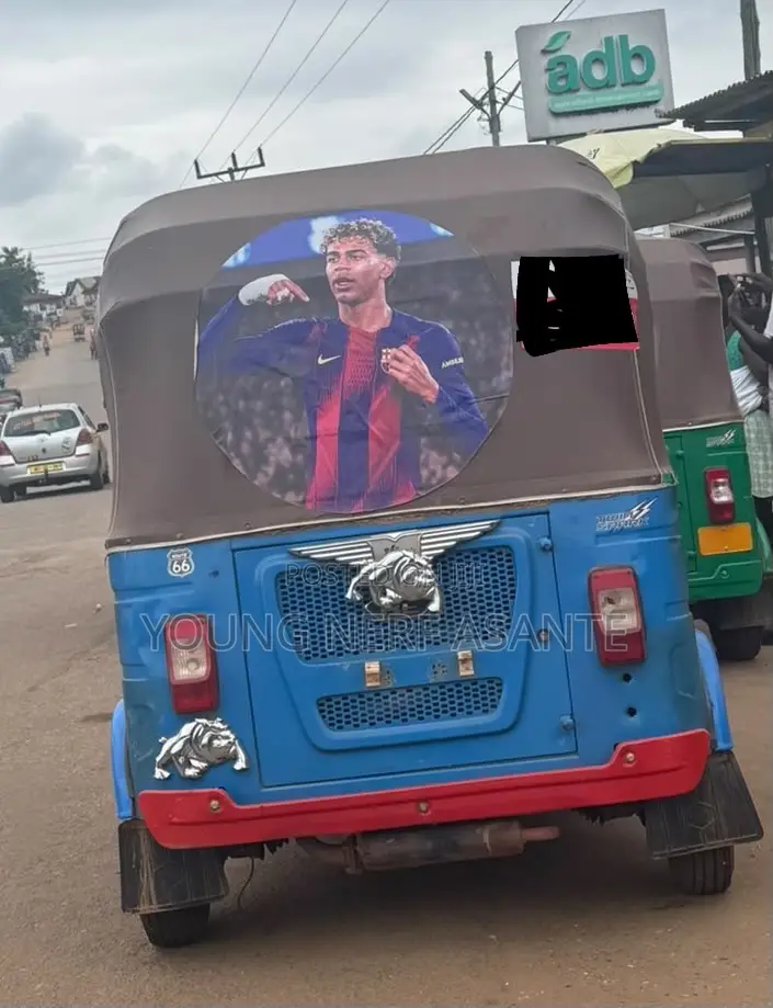 Bajaj RE 2025 Blue