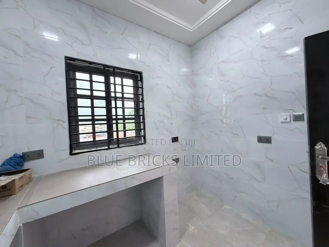 2bdrm Apartment in Ashaley Botwe, Nmai-Dzorn for rent