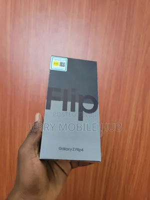 New Samsung Galaxy Z Flip4 256 GB Black