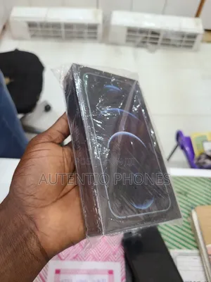 New Apple iPhone 12 Pro 128 GB Blue