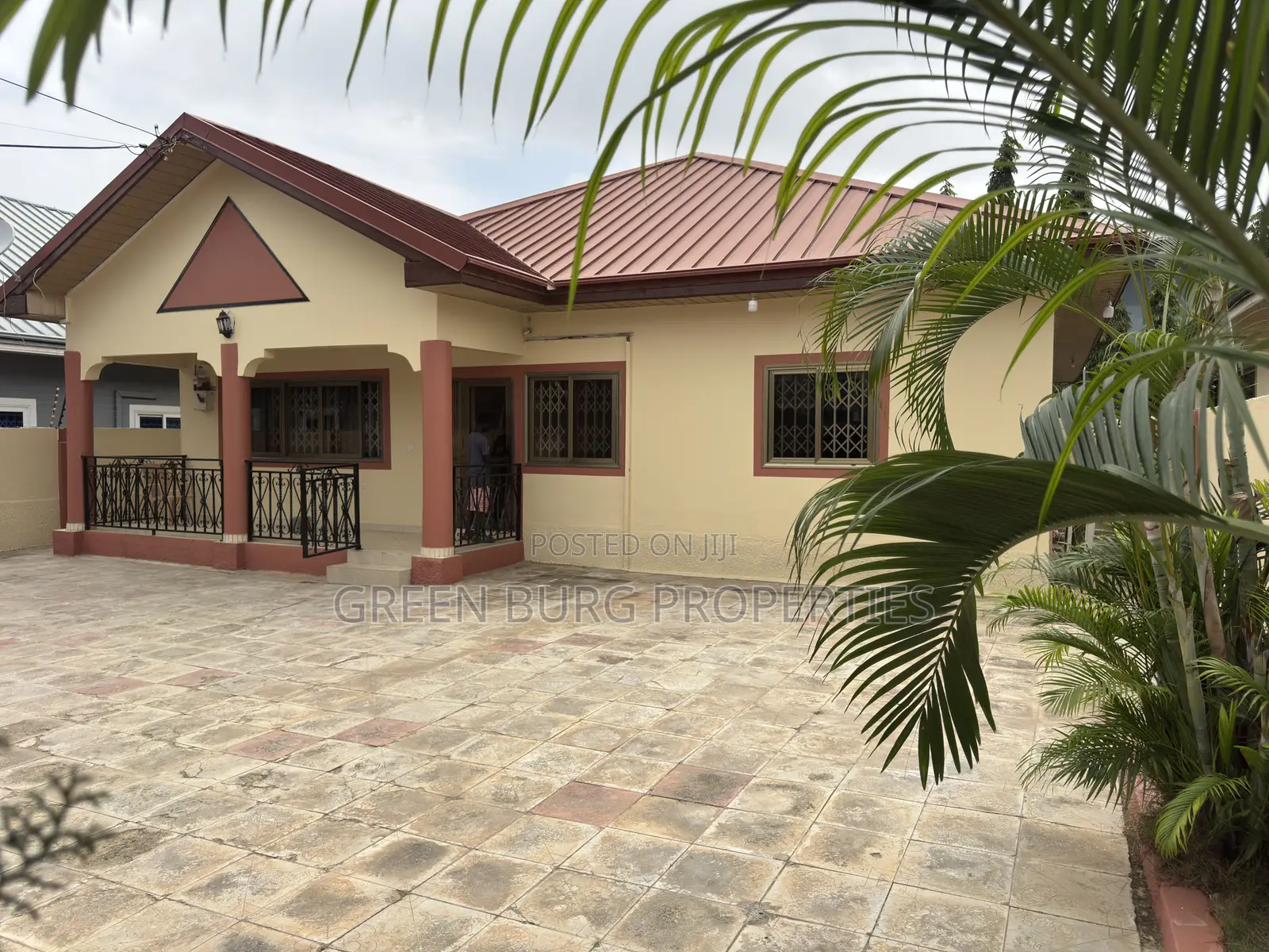 3bdrm House in Green, East Legon for rent