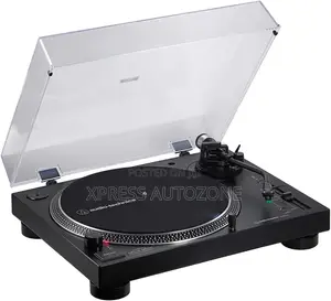 Turntable/ Audio Technica AT-LP120XUSB