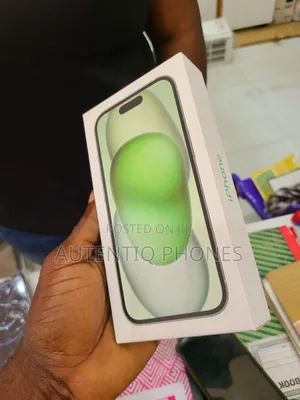 New Apple iPhone 15 256 GB Green