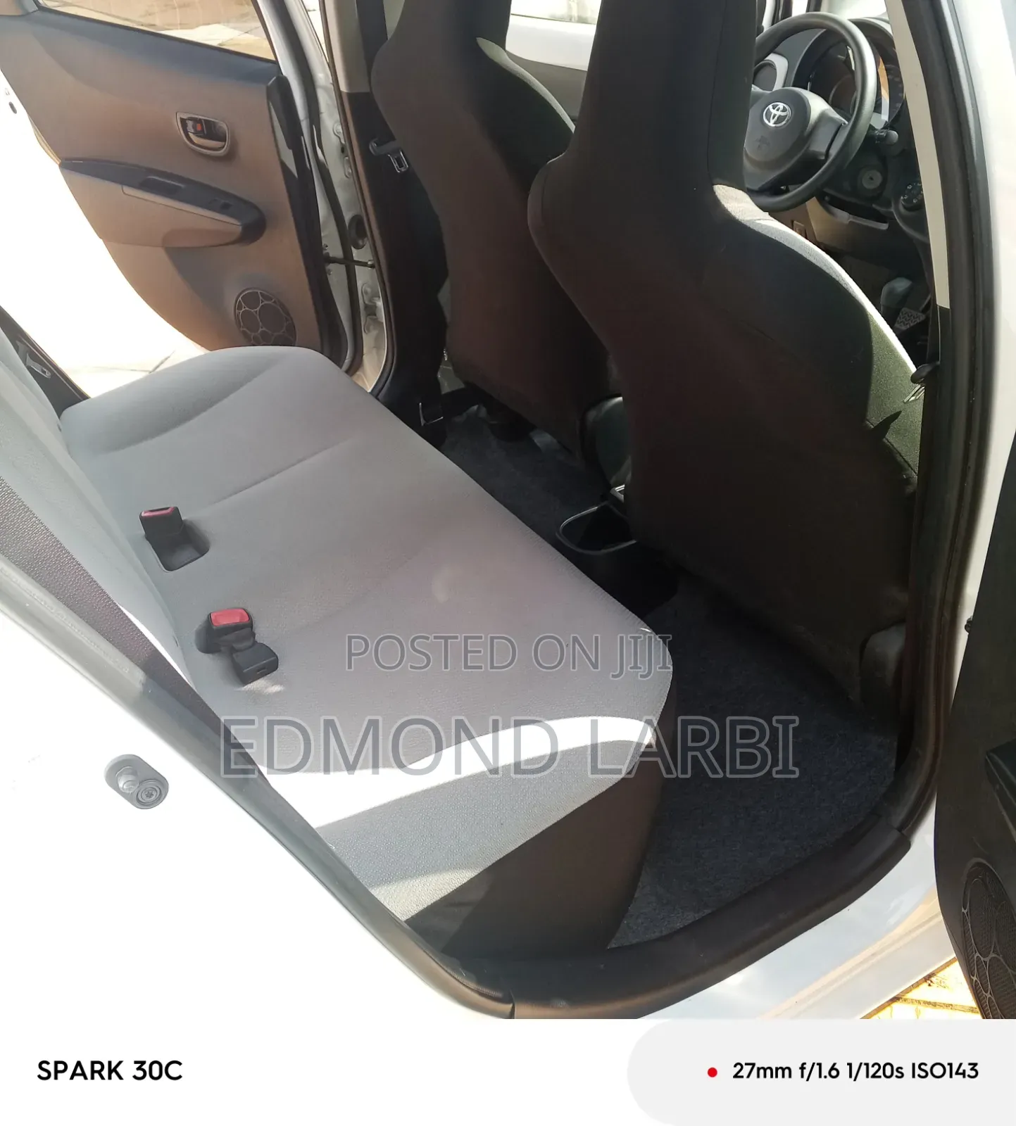 Toyota Vitz 2013 White
