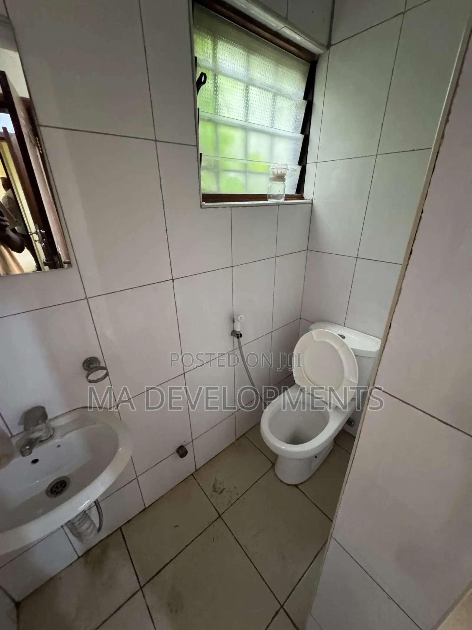 3bdrm Apartment in Madev Realty, Tesano for rent