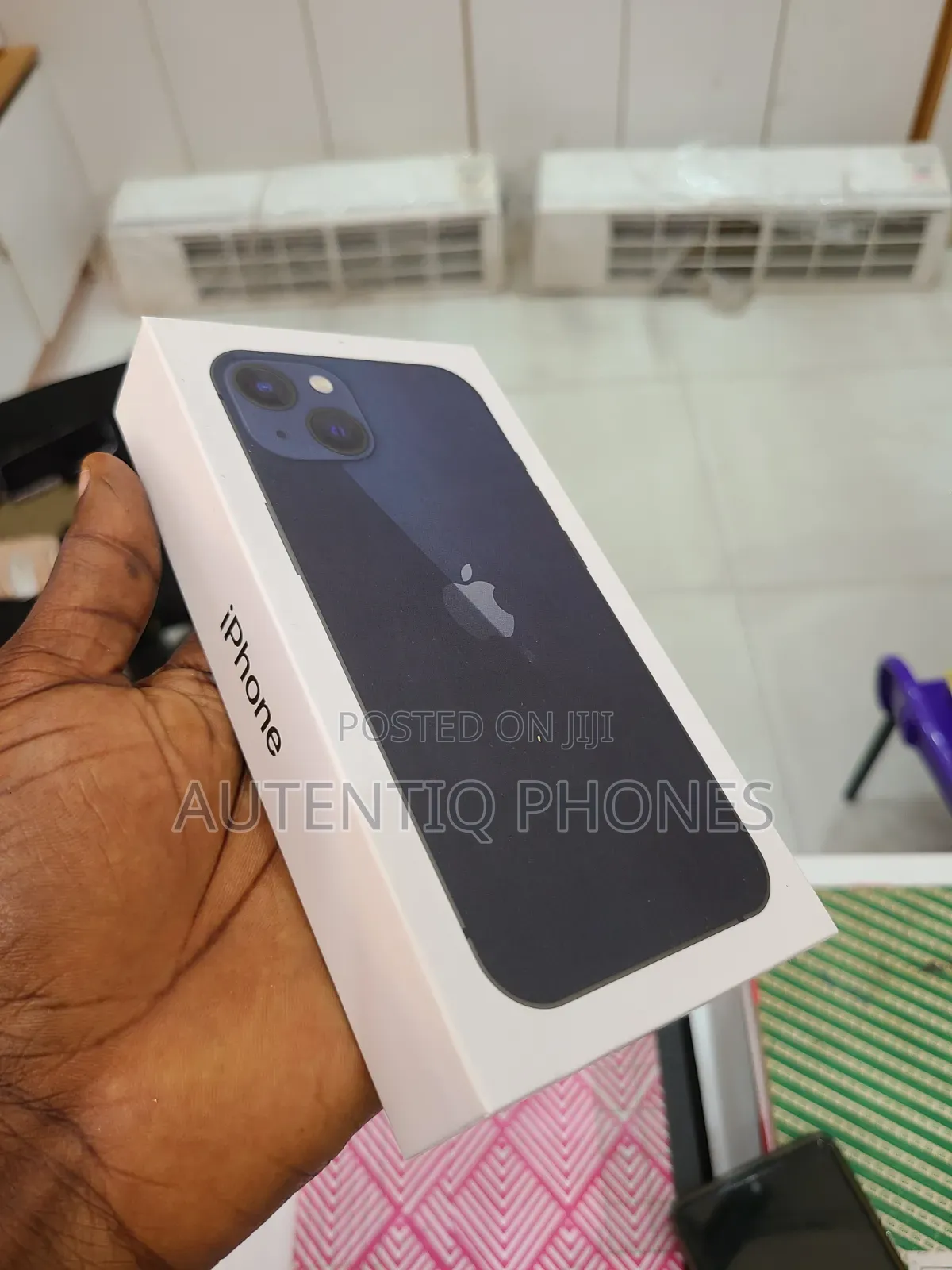 New Apple iPhone 13 256 GB Blue