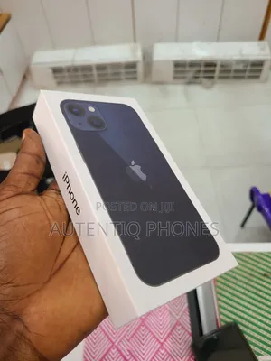 New Apple iPhone 13 256 GB Blue