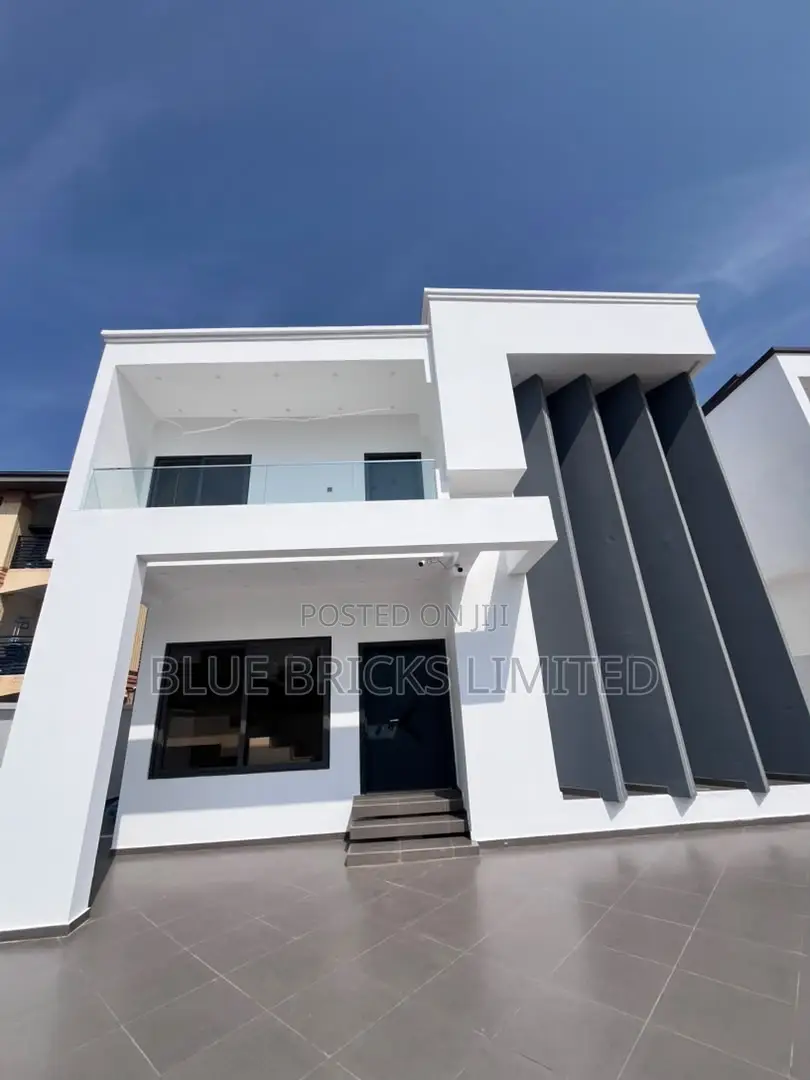 4bdrm House in Ashaley Botwe, School Junction for rent