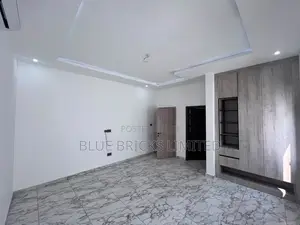 4bdrm House in Ashaley Botwe, School Junction for rent