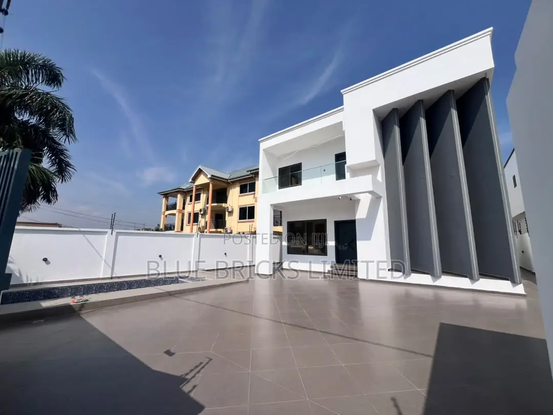 4bdrm House in Ashaley Botwe, School Junction for rent