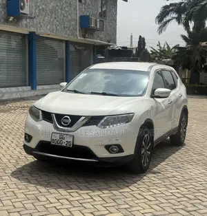 Nissan Rogue 2016 White