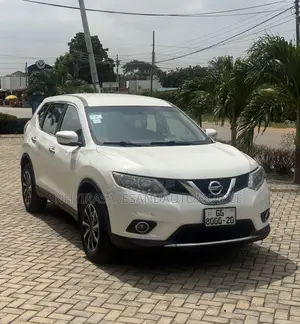 Nissan Rogue 2016 White