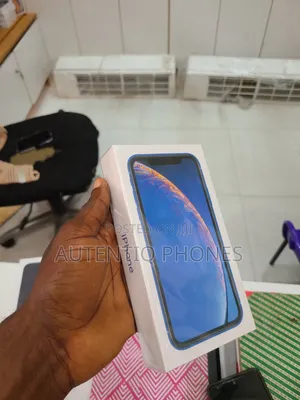 New Apple iPhone XR 128 GB Blue
