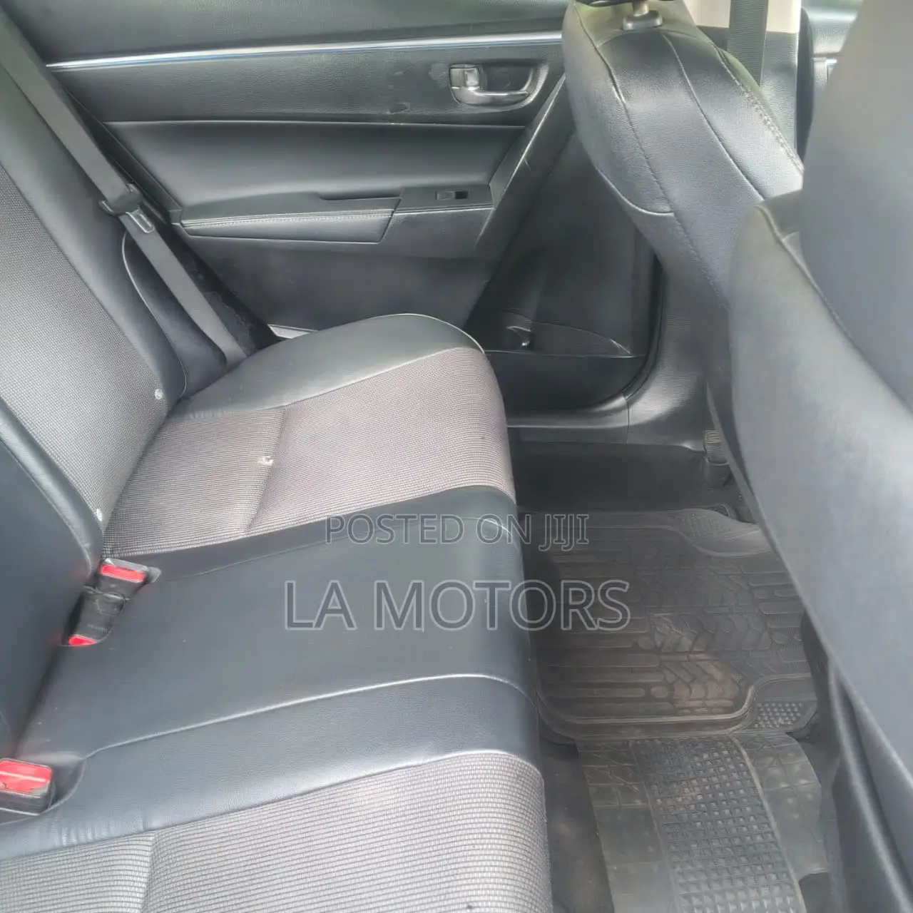 Toyota Corolla 2016 Gray
