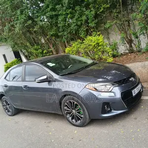 Toyota Corolla 2016 Gray