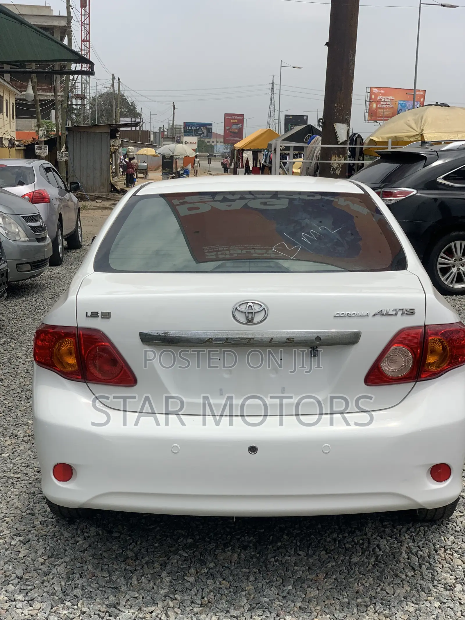 Toyota Corolla Altis 2010 White