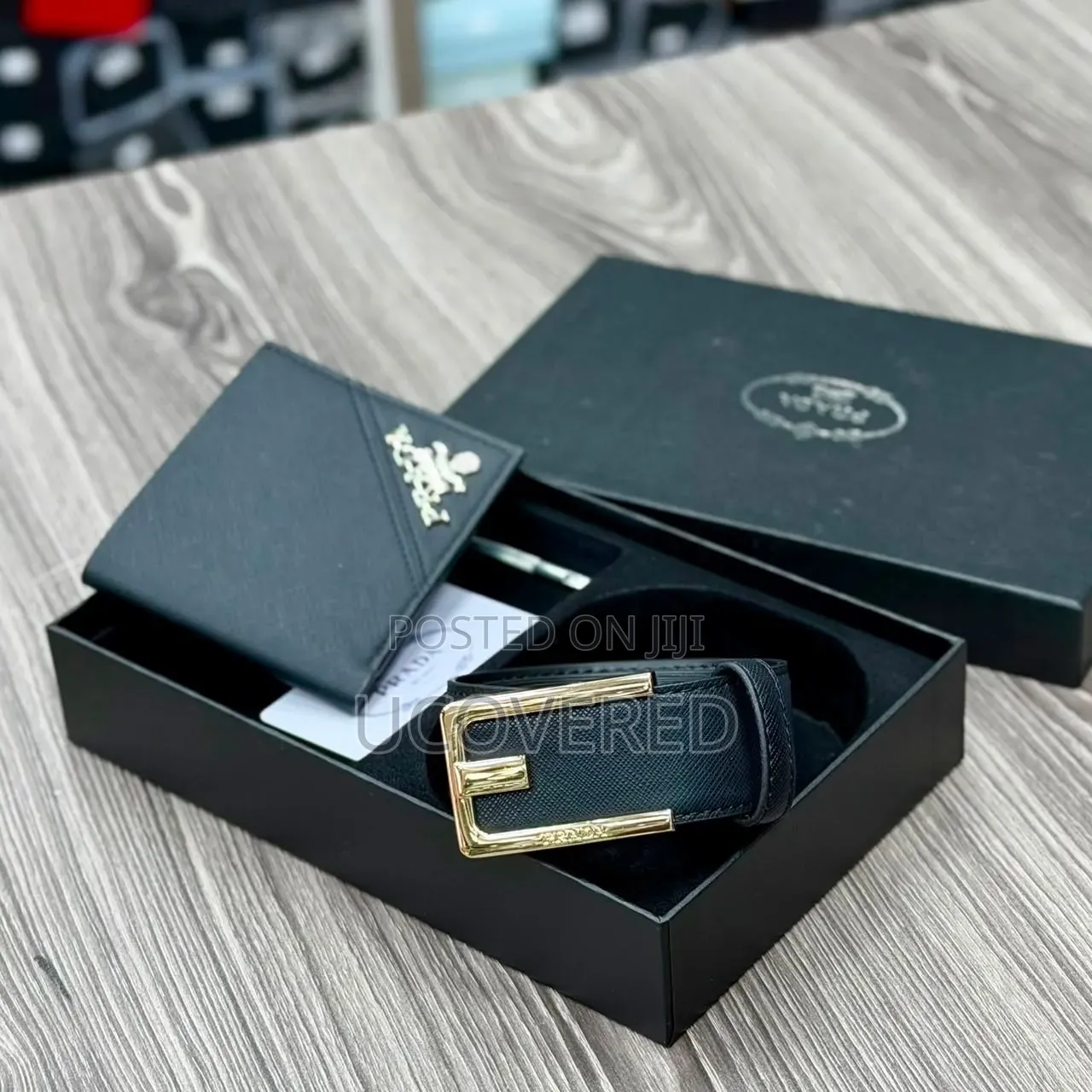 Gift Sets Feature Luxury-Style Belts and Wallets