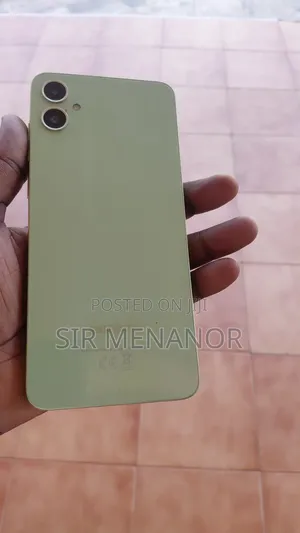 Samsung Galaxy A05 64 GB Green