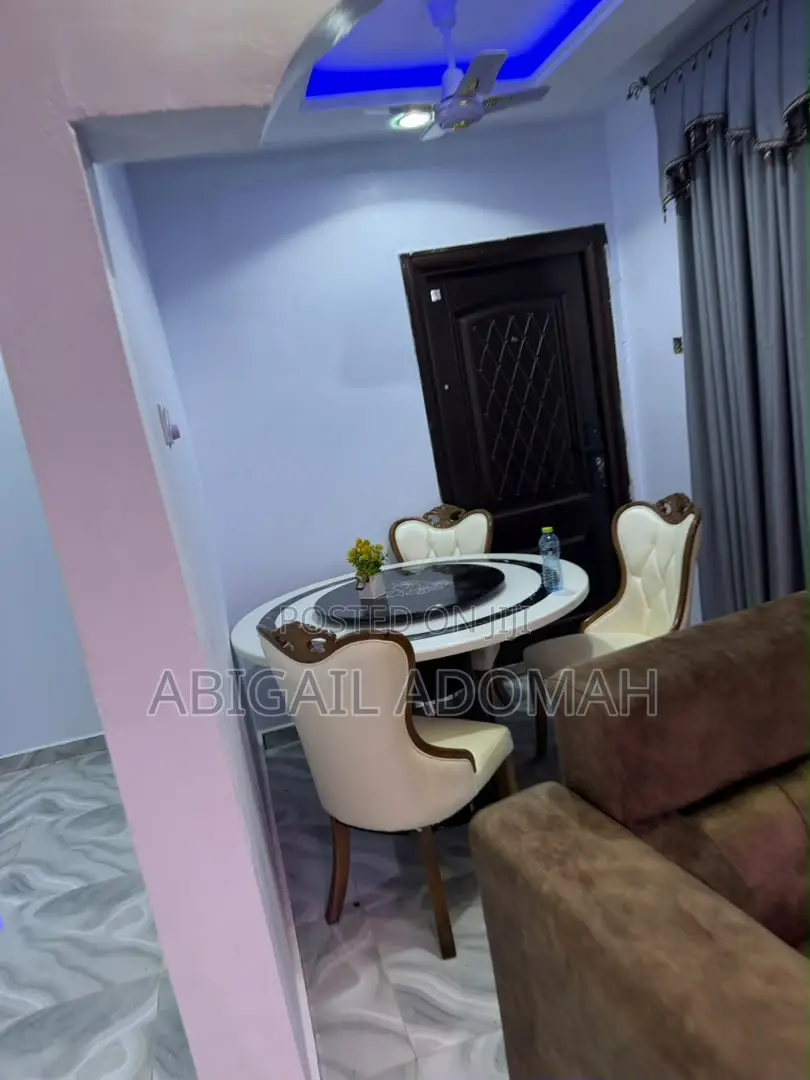 6bdrm House in D&D Real Estate, Kwabre for sale