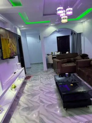 6bdrm House in D&D Real Estate, Kwabre for sale
