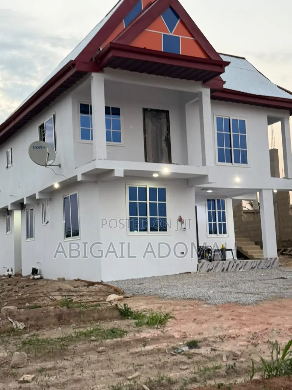 6bdrm House in D&D Real Estate, Kwabre for sale