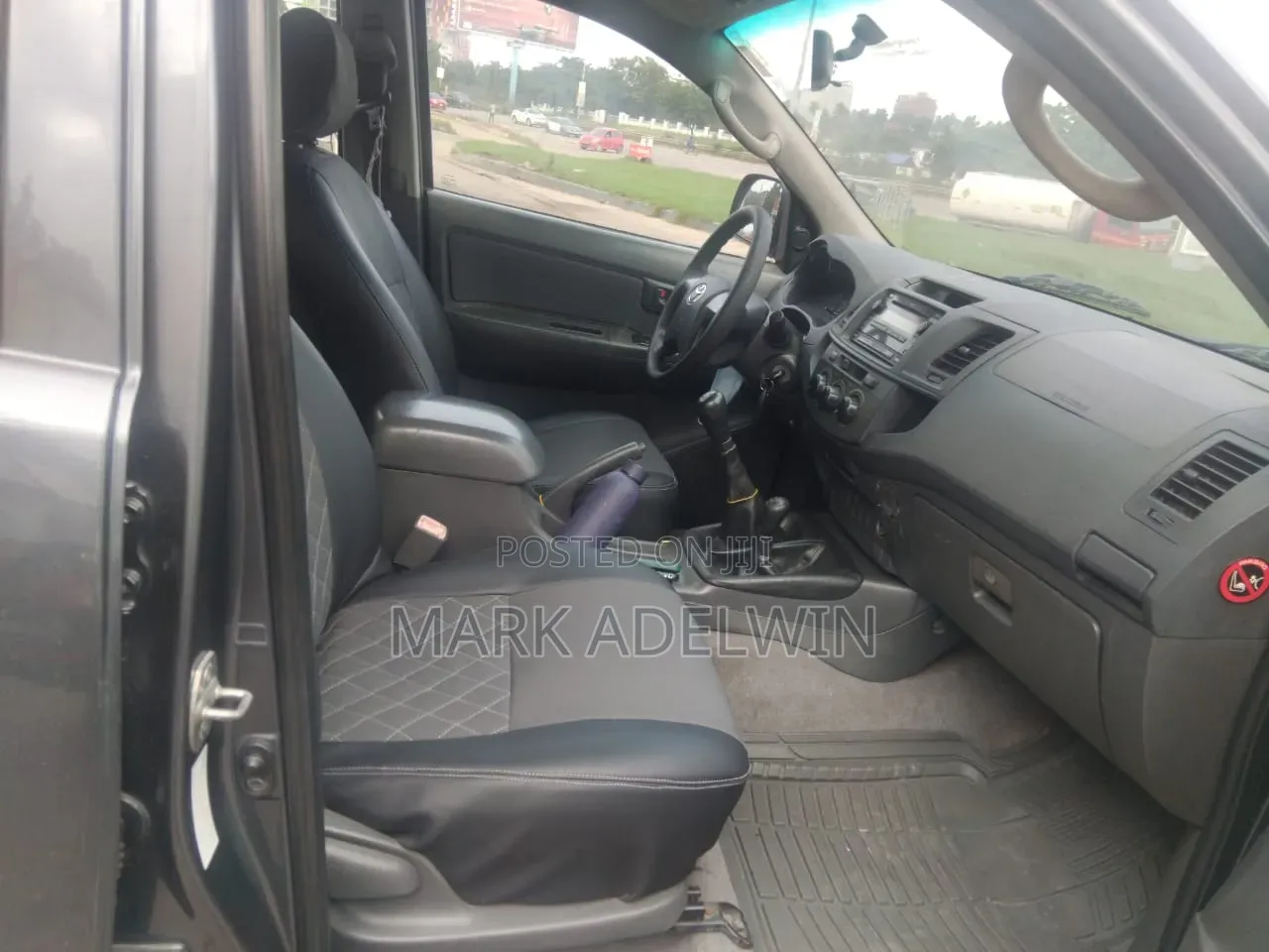 Toyota Hilux 2013 Gray