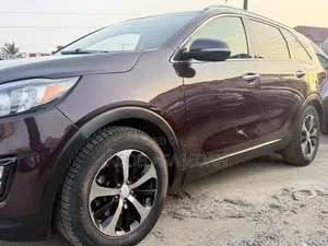 Kia Sorento 2018 Pink