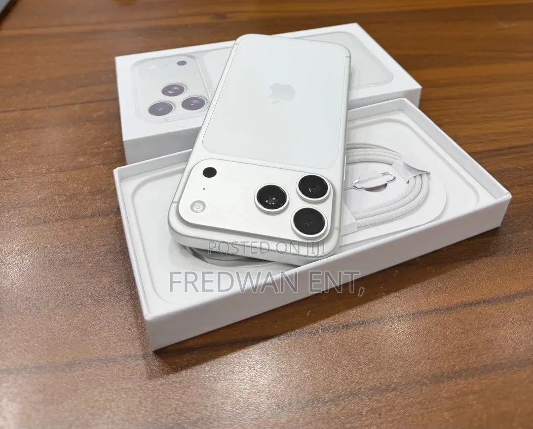 New Apple iPhone 17 Pro Max 256 GB White