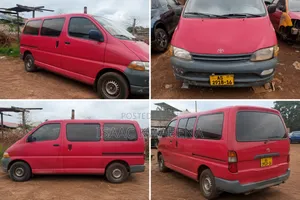 Toyota Grand HiAce 2002 Red