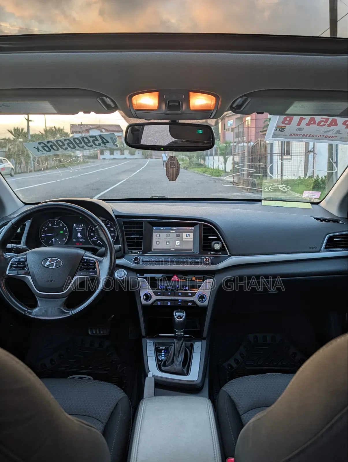 Hyundai Elantra 2017 White